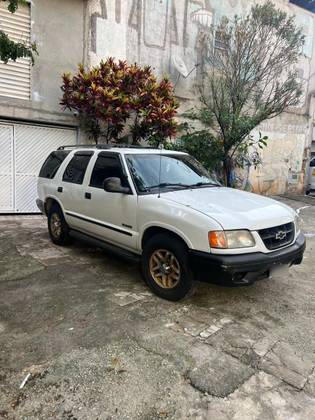 CHEVROLET BLAZER 2.4 MPFI ST 4X2 8V GASOLINA 4P MANUAL